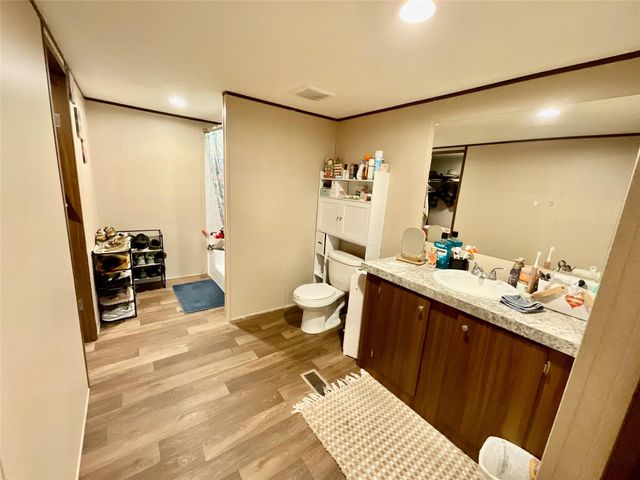 128 Ciervo ST, Cedar Creek, TX 78612