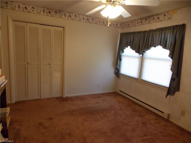1004 Hillcroft Road, Browns Summit, NC 27214