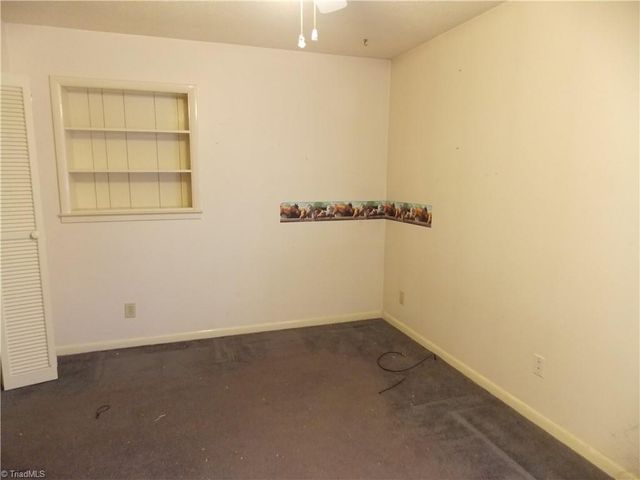 1004 Hillcroft Road, Browns Summit, NC 27214