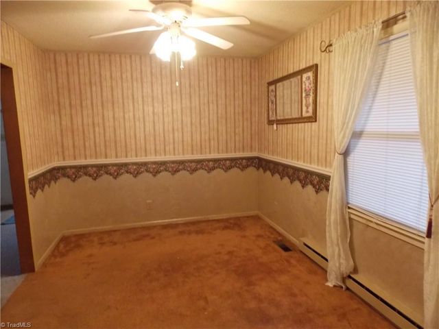 1004 Hillcroft Road, Browns Summit, NC 27214