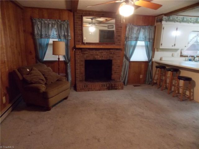 1004 Hillcroft Road, Browns Summit, NC 27214