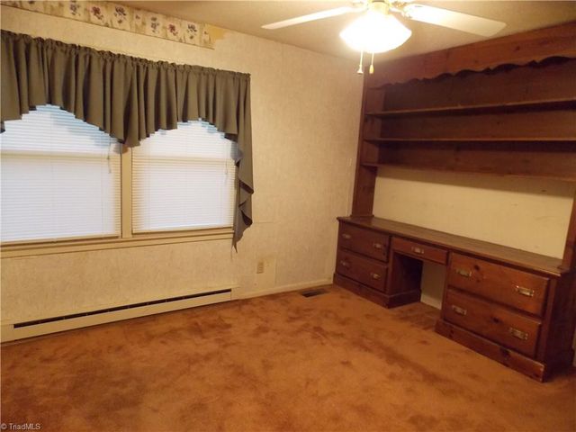 1004 Hillcroft Road, Browns Summit, NC 27214