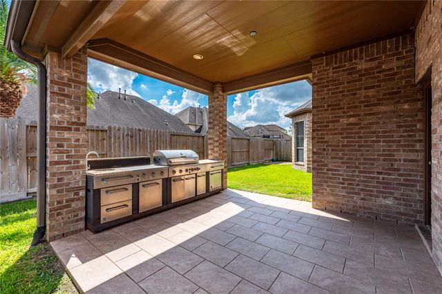 24211 Bella Florence Drive, Richmond, TX 77406
