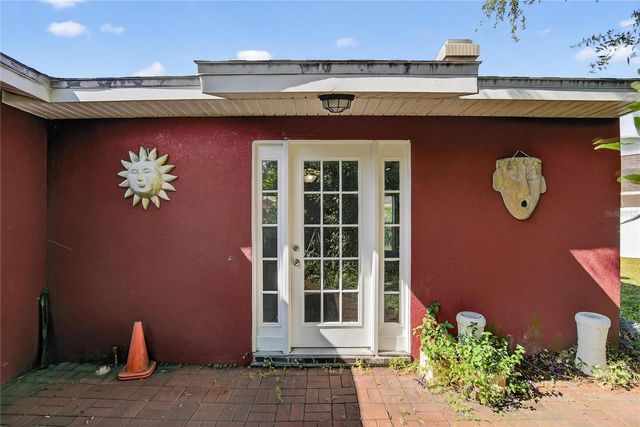 3605 W FLORA STREET, Tampa, FL 33614