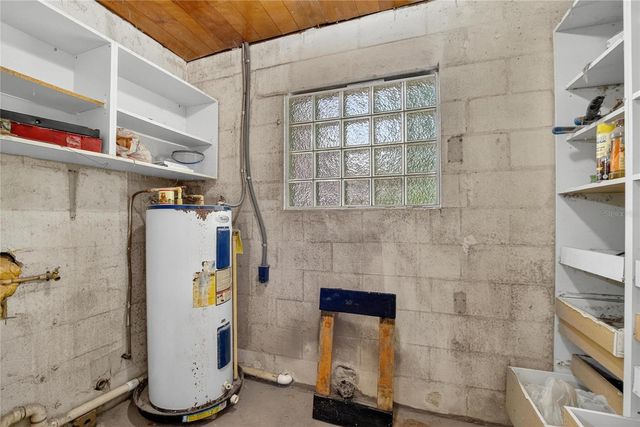 3605 W FLORA STREET, Tampa, FL 33614