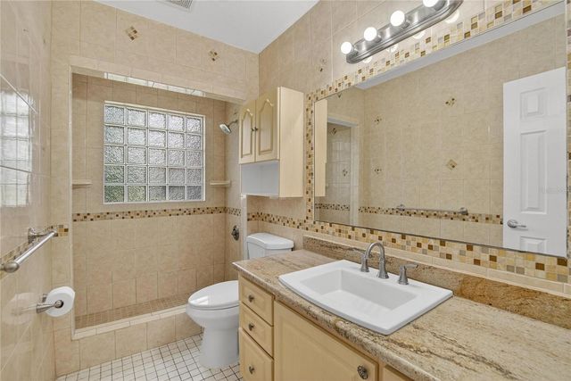 3605 W FLORA STREET, Tampa, FL 33614