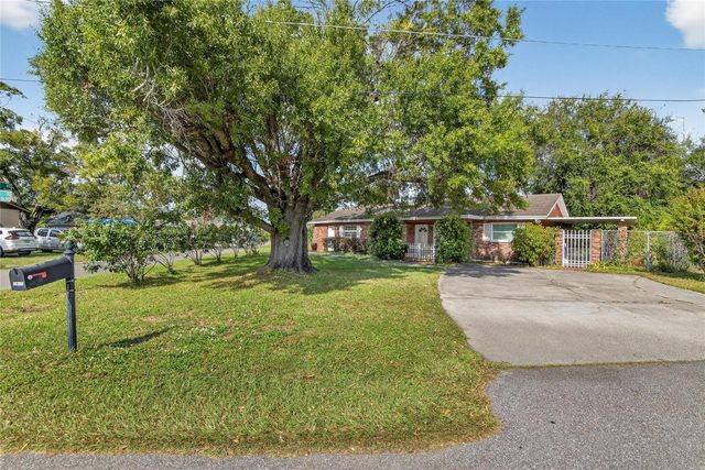 3605 W FLORA STREET, Tampa, FL 33614