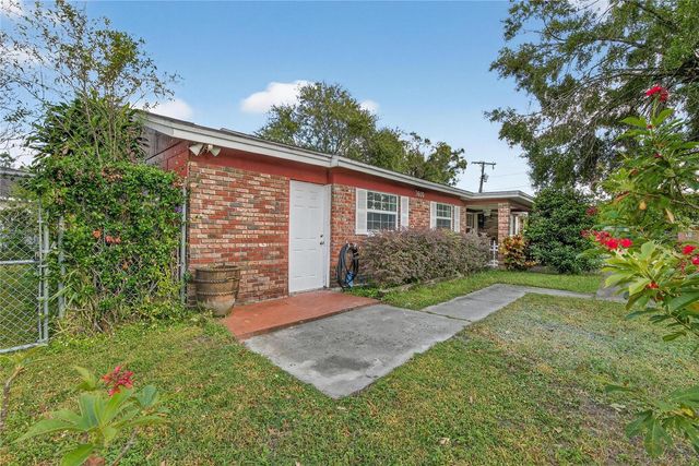 3605 W FLORA STREET, Tampa, FL 33614