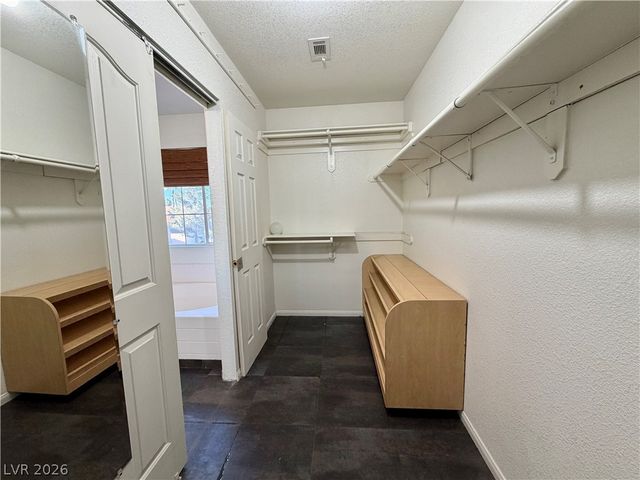 1057 Country Skies Avenue, Las Vegas, NV 89123