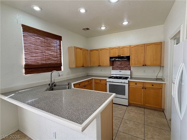 1057 Country Skies Avenue, Las Vegas, NV 89123