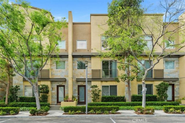 19 Delancy, Irvine, CA 92612