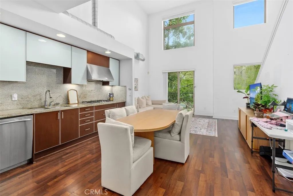 19 Delancy, Irvine, CA 92612