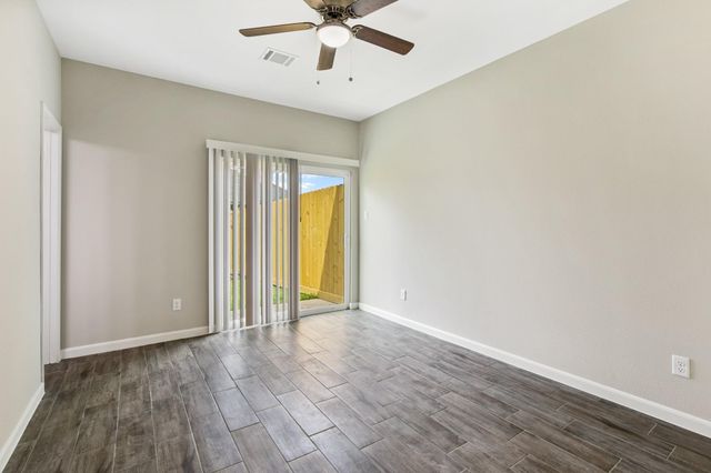 4649 Carmen Street A, Houston, TX 77051