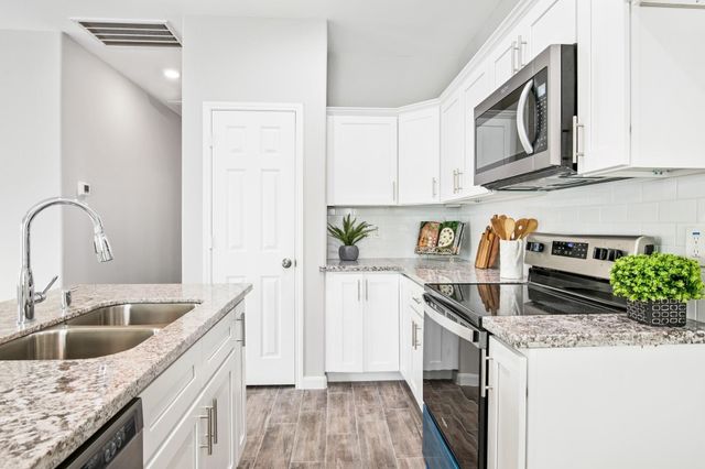 4649 Carmen Street A, Houston, TX 77051