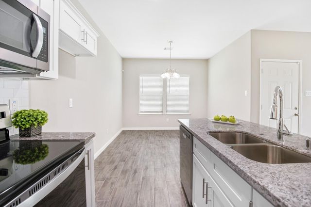4649 Carmen Street A, Houston, TX 77051