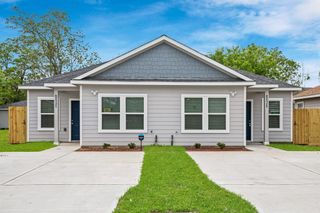 4649 Carmen Street A, Houston, TX 77051