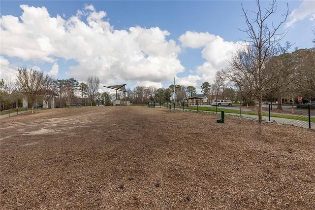 2474 Skyland Trail NE, Atlanta, GA 30319