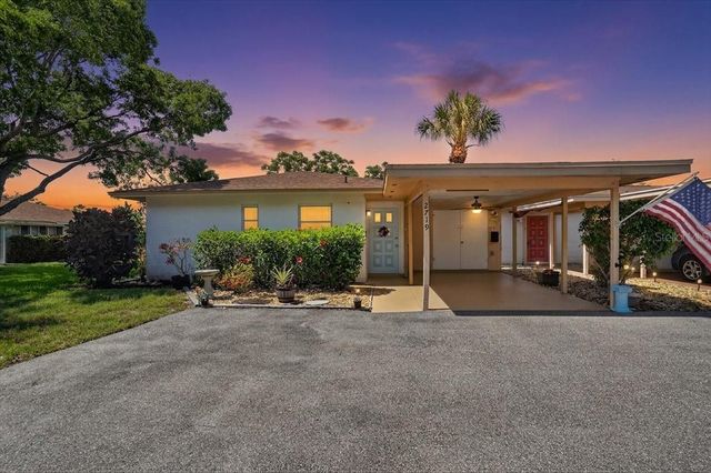 2719 51ST AVENUE W, Bradenton, FL 34207