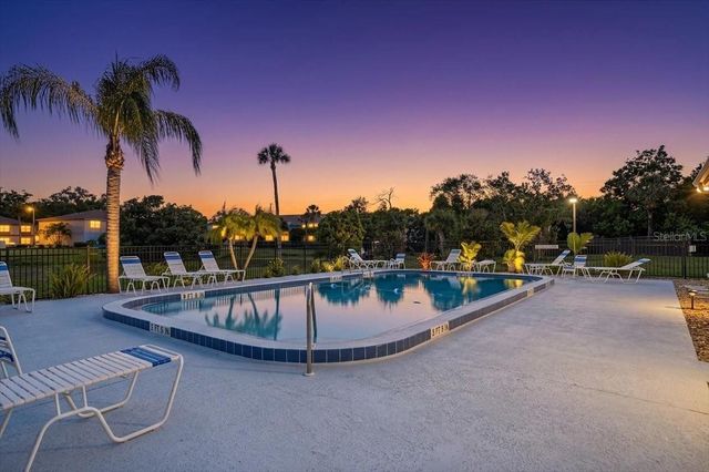 2719 51ST AVENUE W, Bradenton, FL 34207