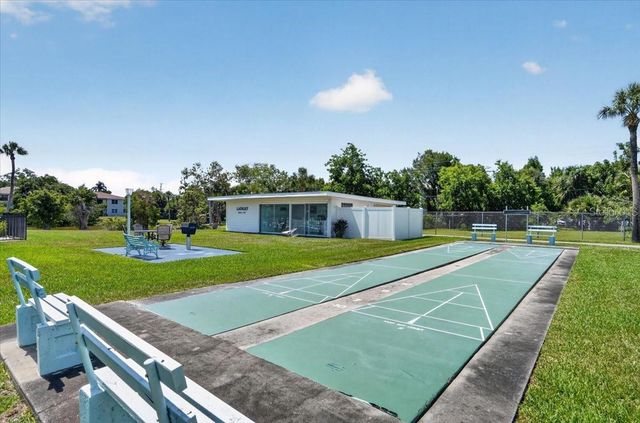2719 51ST AVENUE W, Bradenton, FL 34207