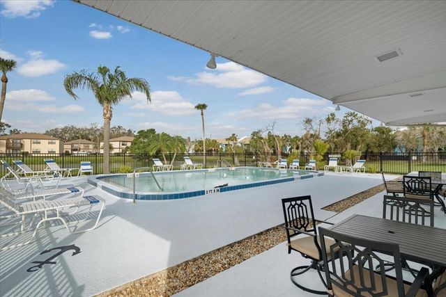 2719 51ST AVENUE W, Bradenton, FL 34207