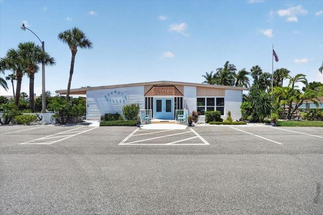 2719 51ST AVENUE W, Bradenton, FL 34207