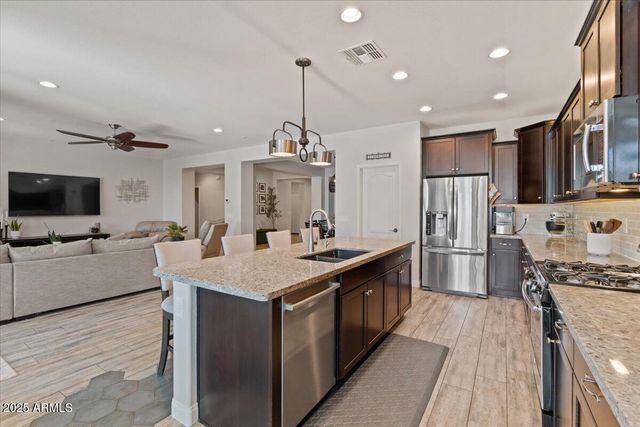 18467 W STATLER Street, Surprise, AZ 85388