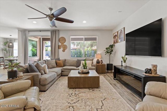 18467 W STATLER Street, Surprise, AZ 85388