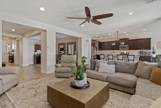 18467 W STATLER Street, Surprise, AZ 85388