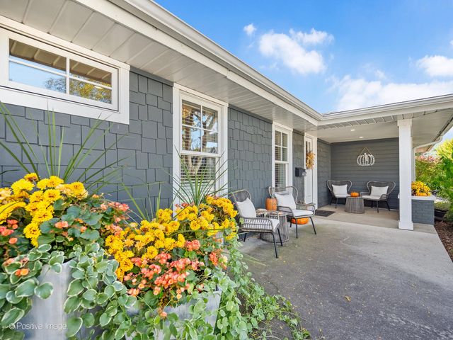 448 W Vallette Street, Elmhurst, IL 60126