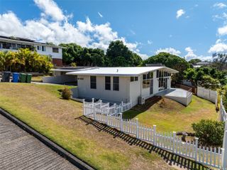 99-1019 Lauole Street, Aiea, HI 96701