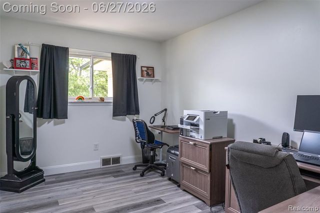 33818 King Richard Drive, Sterling Heights, MI 48310
