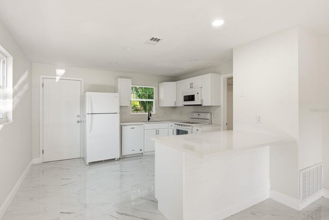 708 PENNSYLVANIA AVENUE, Clearwater, FL 33755