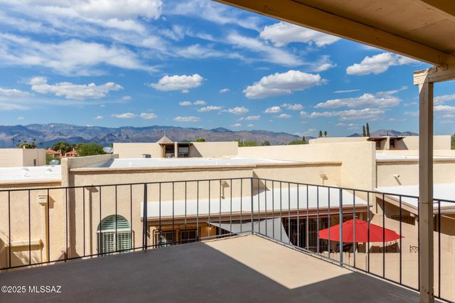 455 S Camino Seco, Tucson, AZ 85710