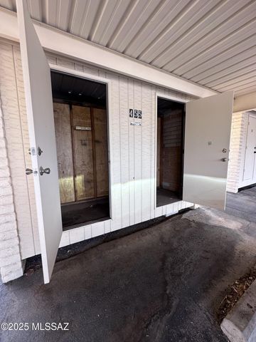 455 S Camino Seco, Tucson, AZ 85710