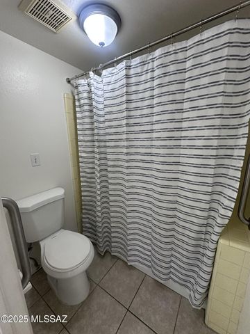 455 S Camino Seco, Tucson, AZ 85710