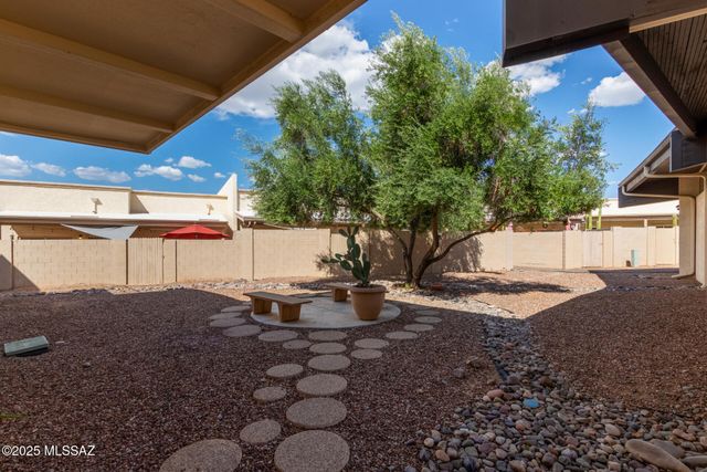 455 S Camino Seco, Tucson, AZ 85710