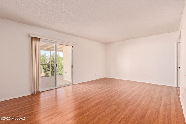 455 S Camino Seco, Tucson, AZ 85710