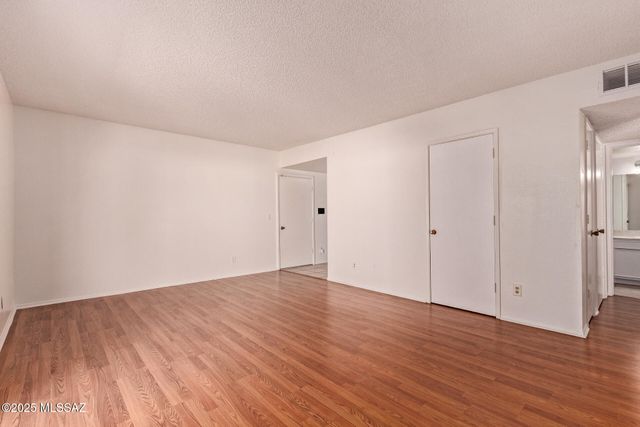 455 S Camino Seco, Tucson, AZ 85710