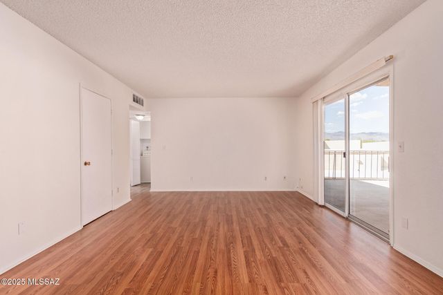 455 S Camino Seco, Tucson, AZ 85710