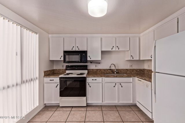 455 S Camino Seco, Tucson, AZ 85710