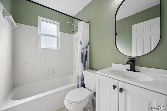 752 Rockridge Drive, Manchester, MO 63021