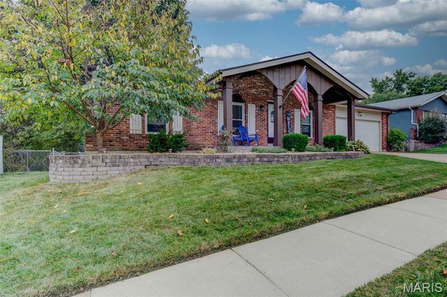 752 Rockridge Drive, Manchester, MO 63021