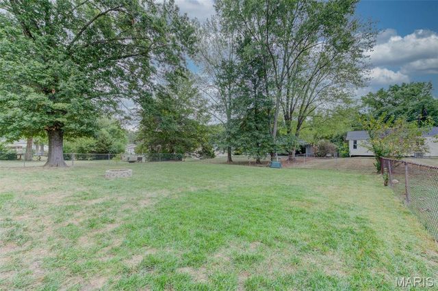752 Rockridge Drive, Manchester, MO 63021