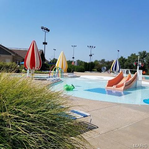 752 Rockridge Drive, Manchester, MO 63021