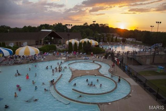 752 Rockridge Drive, Manchester, MO 63021