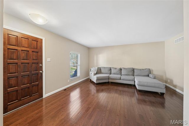 752 Rockridge Drive, Manchester, MO 63021