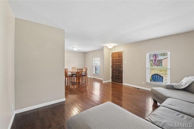 752 Rockridge Drive, Manchester, MO 63021