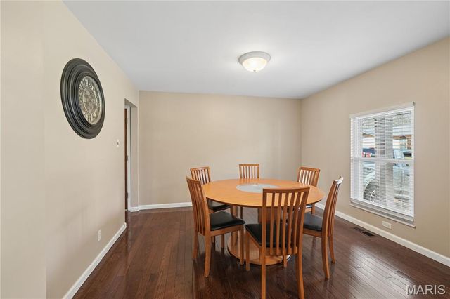 752 Rockridge Drive, Manchester, MO 63021