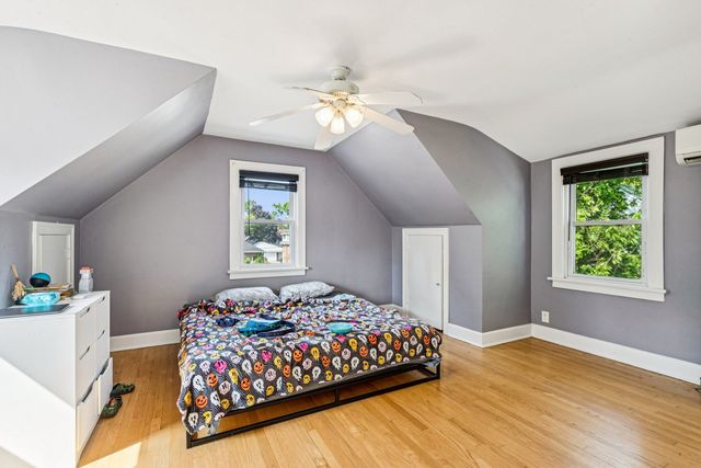 1656 Harding Road, Northfield, IL 60093